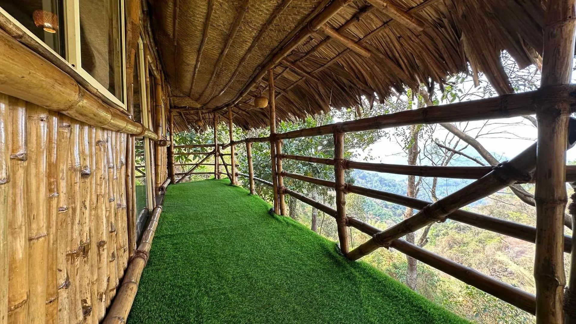 Sunset Valley Kerala Pool Resort - Monsoon Forest Cottage Stay In Idukki With Private Waterfalls, Natural Streams & Breathtaking Views Pīrmed