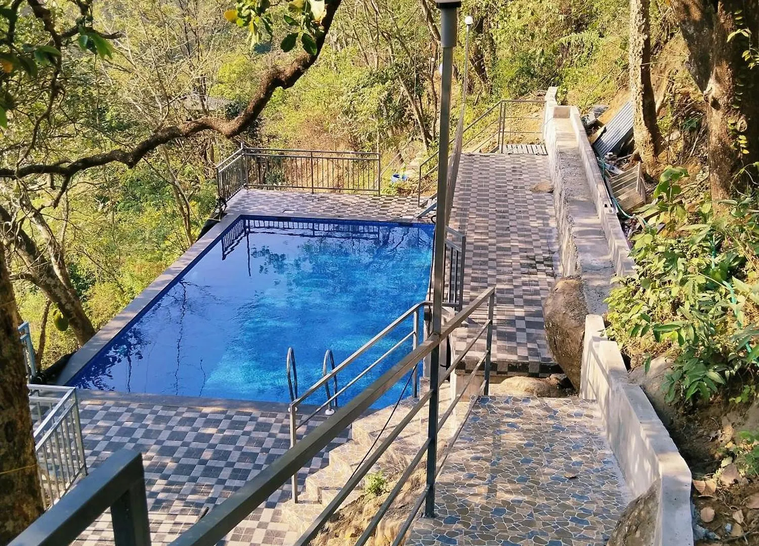Alojamento de Turismo Selvagem Sunset Valley Kerala Pool Resort - Monsoon Forest Cottage Stay In Idukki With Private Waterfalls, Natural Streams & Breathtaking Views Pīrmed Índia