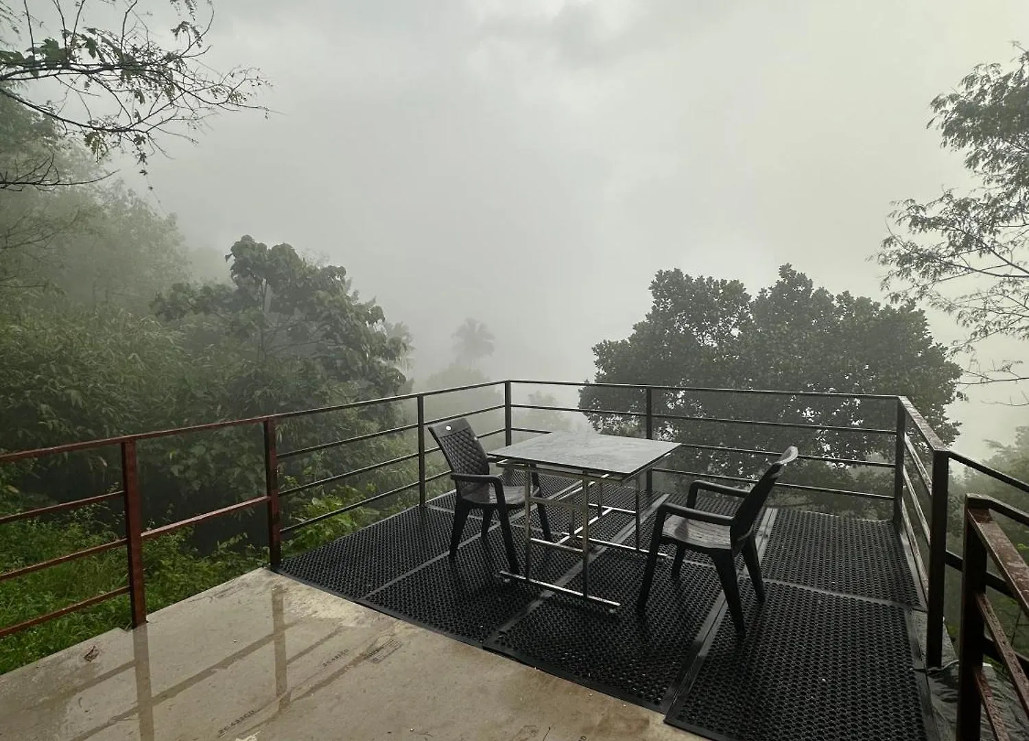 Sunset Valley Kerala Pool Resort - Monsoon Forest Cottage Stay In Idukki With Private Waterfalls, Natural Streams & Breathtaking Views Pirmed 0*,